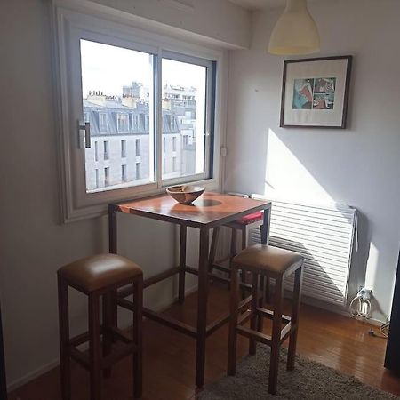 Appartamento Vue Sur Le Sacre Coeur Montmartre Parigi Esterno foto